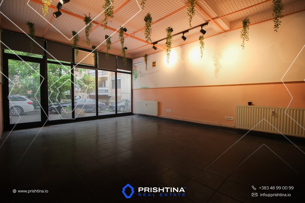 Lokal me qira 80m² në Aktash