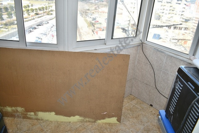 Two bedroom apartment for rent near the new boulevard in Tirana , albania (7)