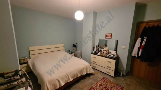 Zwei-zimmer-wohnung zur miete in der nähe der ballettschule in Tirana, albanien (5)