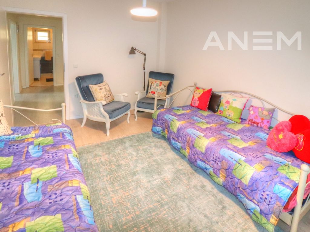 Casa à venda 150m² no bairro kalabria