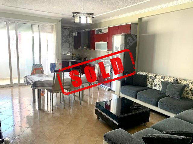 Appartamento con due camere da letto in vendita in via mujo ulqinaku a durres, albania