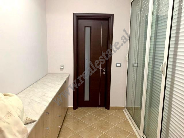 Appartamento con due camere da letto in vendita in via mujo ulqinaku a durres, albania (7)