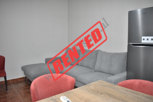 Zwei-zimmer-wohnung zur miete in der ali visha straße in Tirana, albanien
