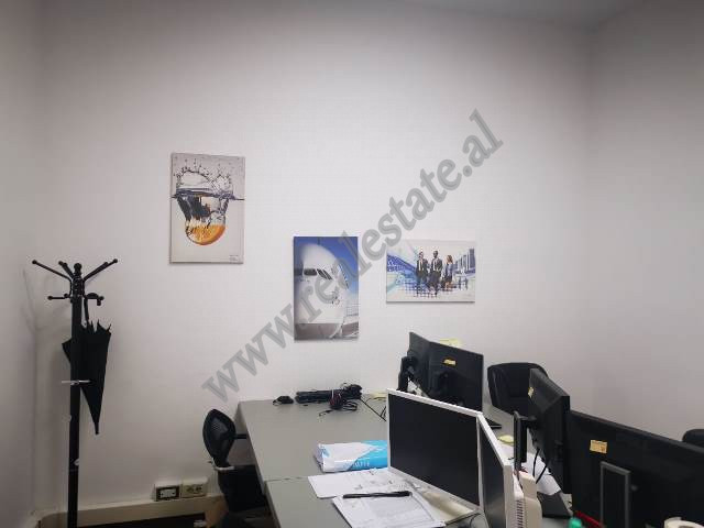 Spazio ufficio in affitto vicino a viale deshmoret e kombit a Tirana (2)