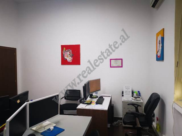 Spazio ufficio in affitto vicino a viale deshmoret e kombit a Tirana (4)