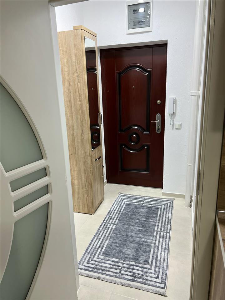 Piso en alquiler 1+1 en ulpianë (6)