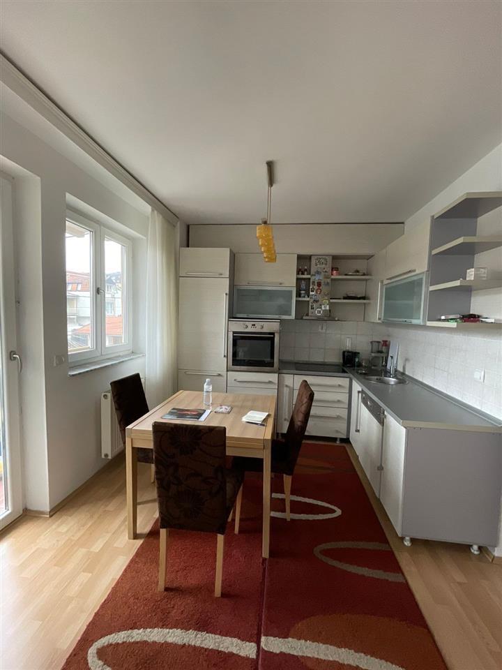 Piso en alquiler 2+1 en 4 llullat (2)