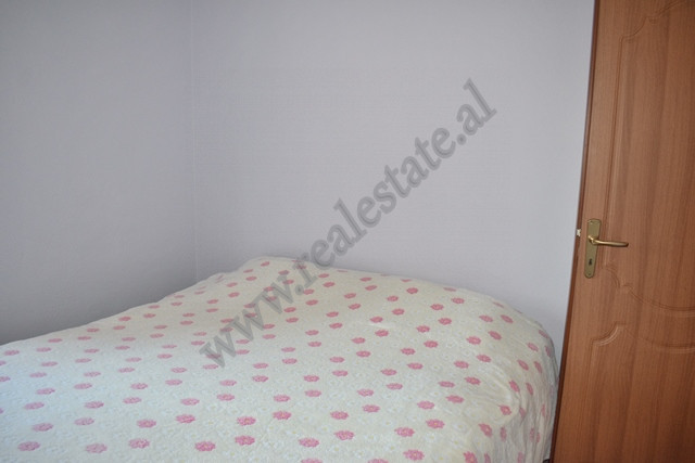 Drei-zimmer-wohnung zum verkauf in der nähe der mihal grameno schule in Tirana, albanien (6)