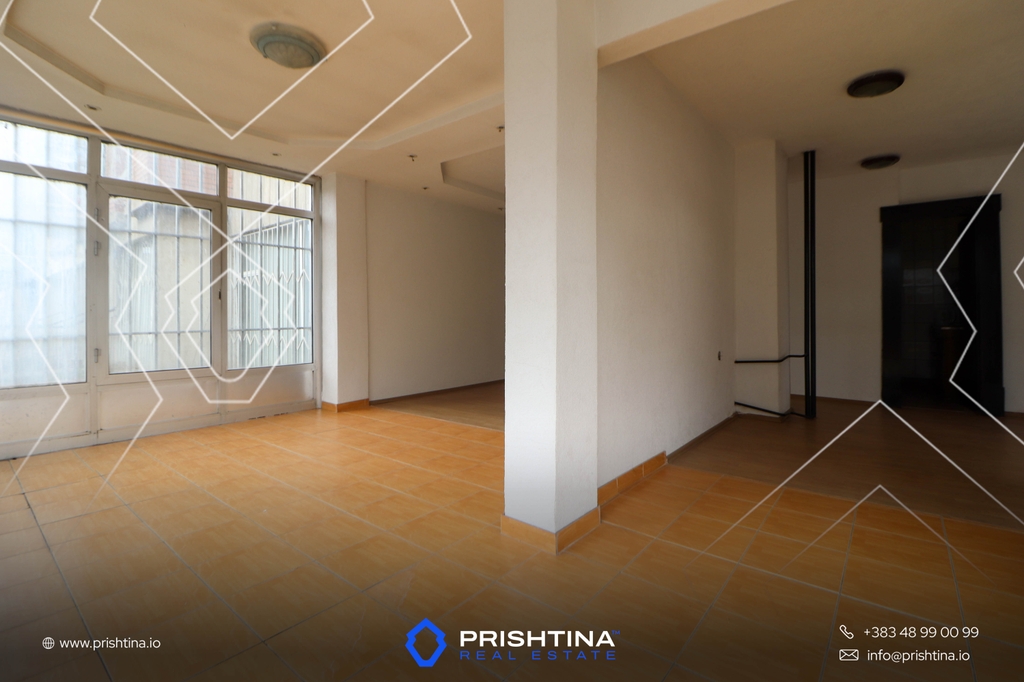 Locale commerciale in vendita 97m² a dardani (2)