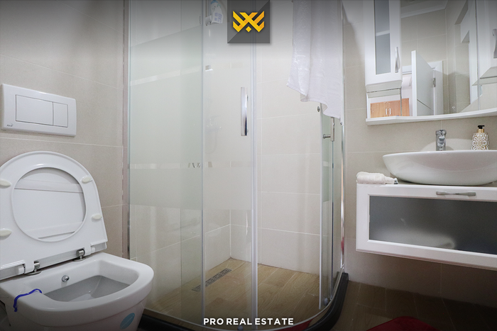 Shtëpi 412m² në #shitje te kodra e trimave.