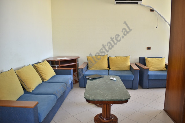 Dreizimmerwohnung zum verkauf in der dritan hoxha-straße in Tirana, albanien