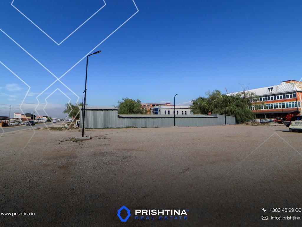 Terreno en alquiler 1.1 hectáreas en la magistral Prishtinë–Ferizaj