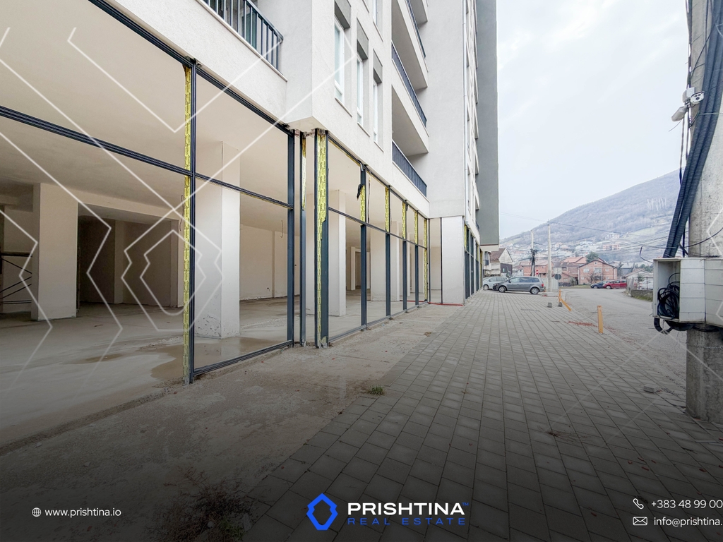 Local comercial en alquiler 1000m² en Pejë
