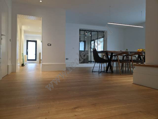 Penthouse for rent at nobis center in Tirana, albania (3)