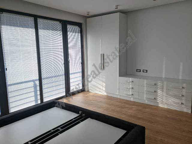 Penthouse for rent at nobis center in Tirana, albania (7)