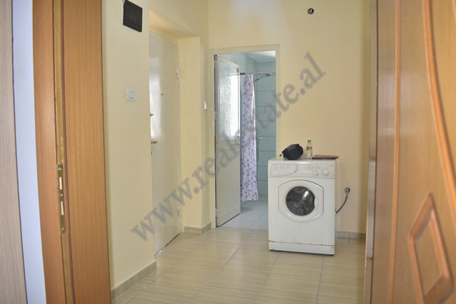 Zweizimmerwohnung zur miete im vasil shanto-viertel in Tirana, albanien (7)