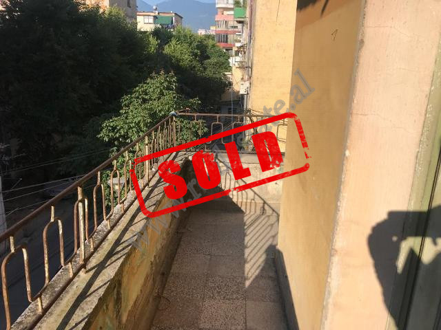 Apartamento de dos habitaciones en venta cerca de la calle mine peza en Tirana, albania