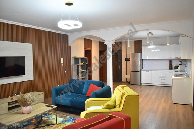 Zweizimmerwohnung zur miete in der kavaja-straße, in Tirana (3)
