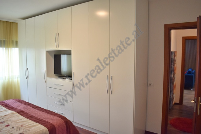 Zweizimmerwohnung zur miete in der kavaja-straße, in Tirana (8)