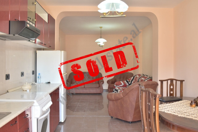 Apartament me tre dhoma gjumi për shitje në dora d'istria në rrugë