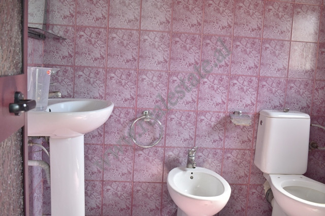 Apartament me tre dhoma gjumi për shitje në dora d'istria në rrugë