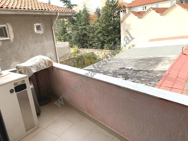 Apartamento de dos dormitorios en venta en la calle harmonia, Pogradec (5)
