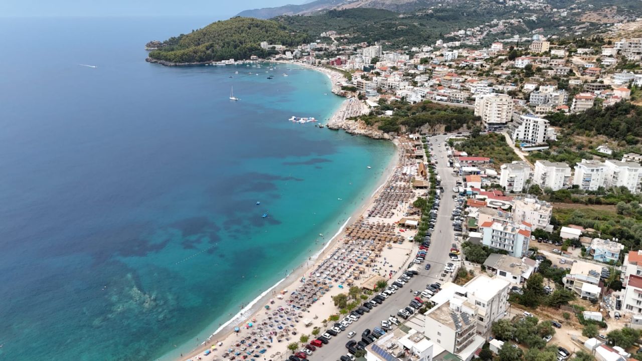 Himara