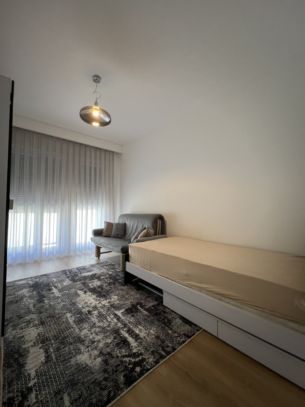Apartamento para alugar 2+1 em Arbëri (dragodan)