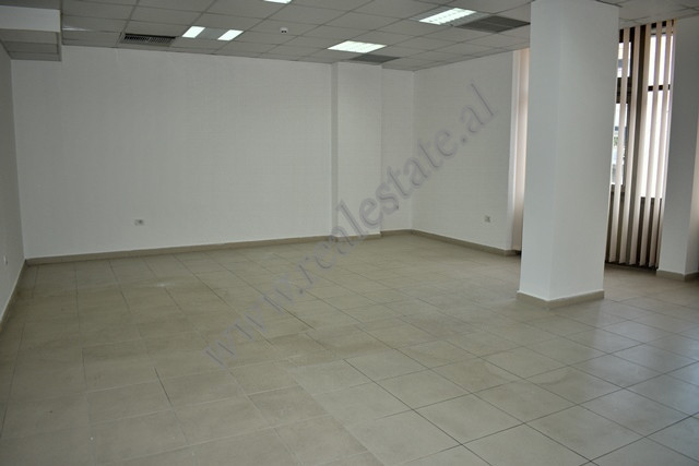 Espaço de escritório para alugar perto da praça wilson em Tirana, albânia (7)