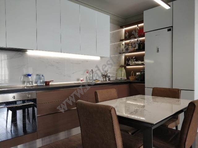 Appartement de deux chambres à louer près de la rue kavaja à Tirana, albanie. (4)