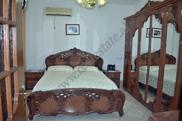 Zweizimmerwohnung zum verkauf in der nähe der myslym shyri straße in Tirana, albanien (6)