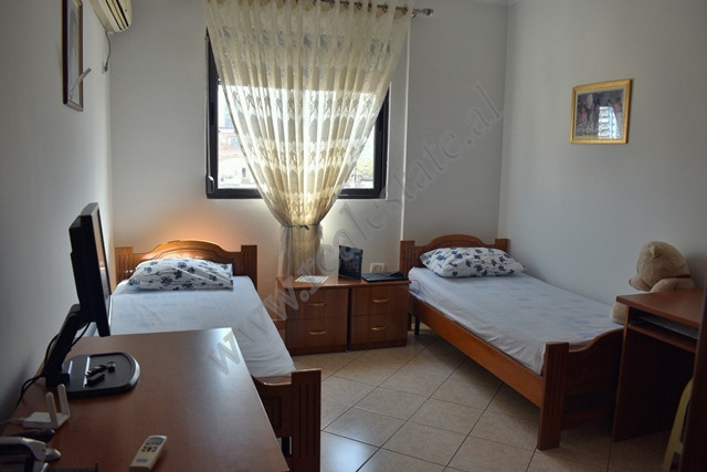 Zweizimmerwohnung zum verkauf in der nähe der myslym shyri straße in Tirana, albanien (8)