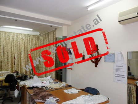 Store space for sale near the 21 dhjetori area in Tirana, albania (4)