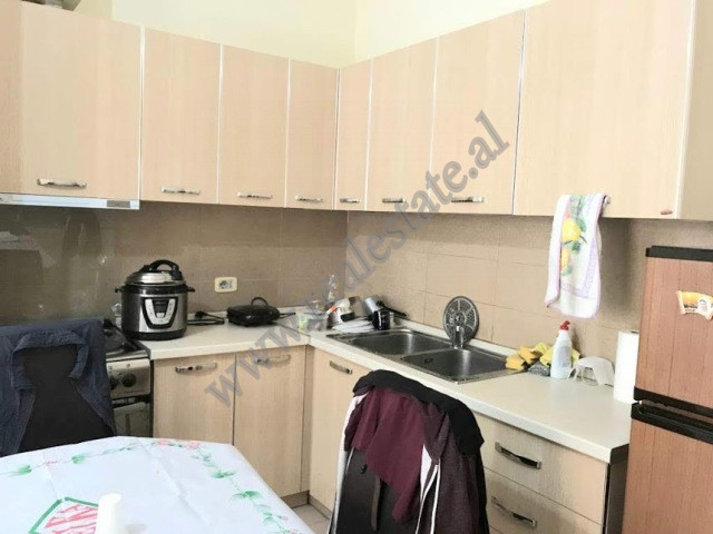 Einzimmerwohnung zum verkauf im brryli-viertel in Tirana, albanien (2)