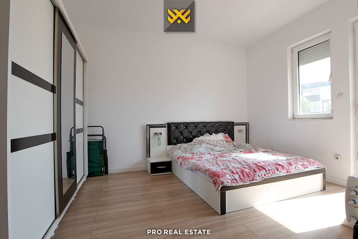 Casa de 240m² + 30m² à venda em hajvali. (3)