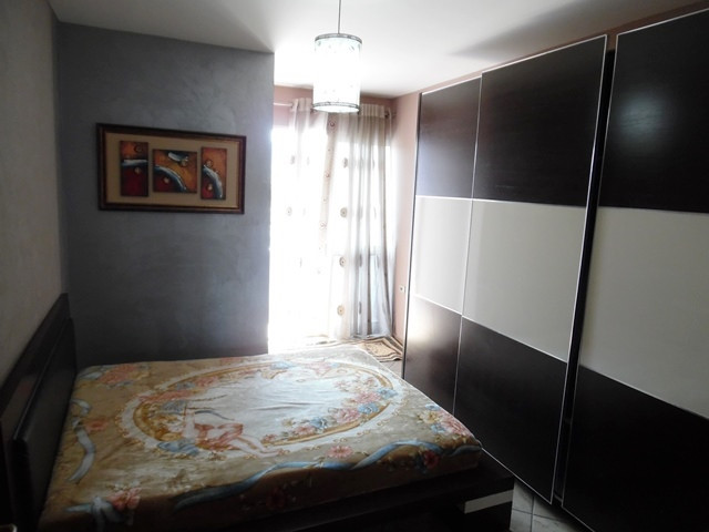 Zwei-zimmer-wohnung zur miete in der nähe der kavaja-straße in Tirana, albanien (6)