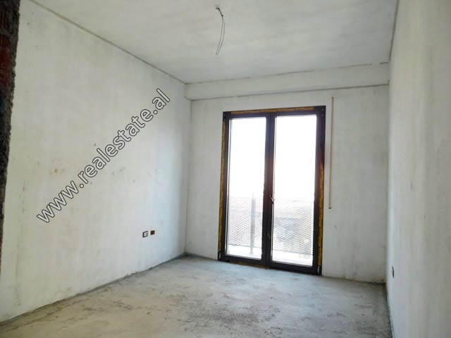 Appartement de trois chambres à vendre en face du stade dinamo à Tirana, albanie (trs-819-41l) (4)