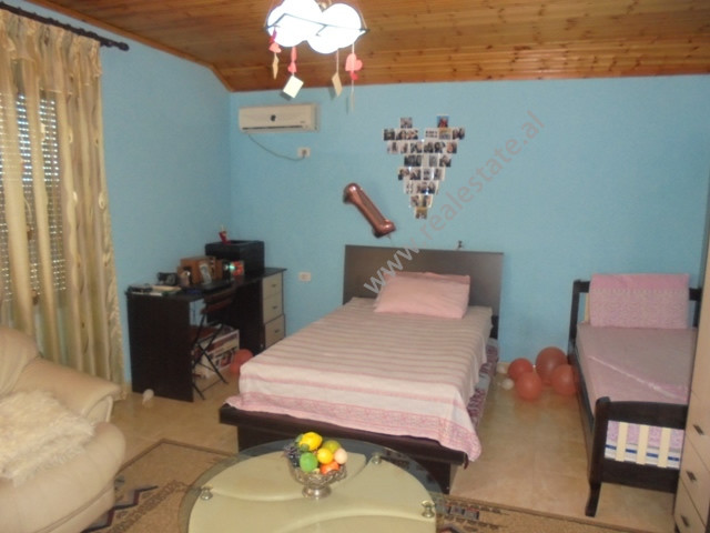 Dreistöckige villa zum verkauf im lapraka-gebiet in Tirana, albanien (trs-719-37s) (7)