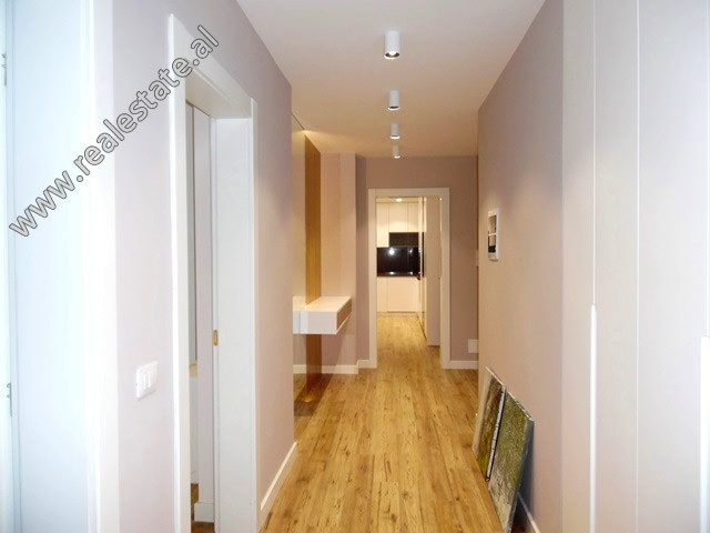 Apartament luksoz me dy dhoma gjumi për qira pranë liqenit artificial në Tiranë, shqipëri (trr-419-17l)