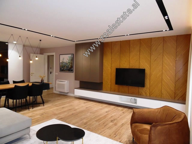 Apartament luksoz me dy dhoma gjumi për qira pranë liqenit artificial në Tiranë, shqipëri (trr-419-17l)
