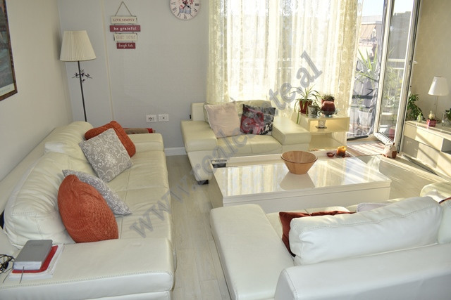 Modern tre dhoma gjumi apartament për qira në rrugën jordan misja, në Tiranë, shqipëri