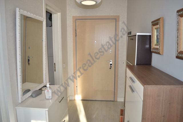 Modern tre dhoma gjumi apartament për qira në rrugën jordan misja, në Tiranë, shqipëri