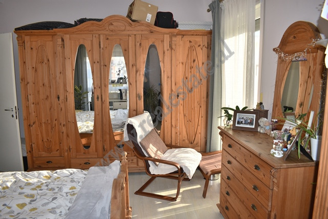 Modern tre dhoma gjumi apartament për qira në rrugën jordan misja, në Tiranë, shqipëri