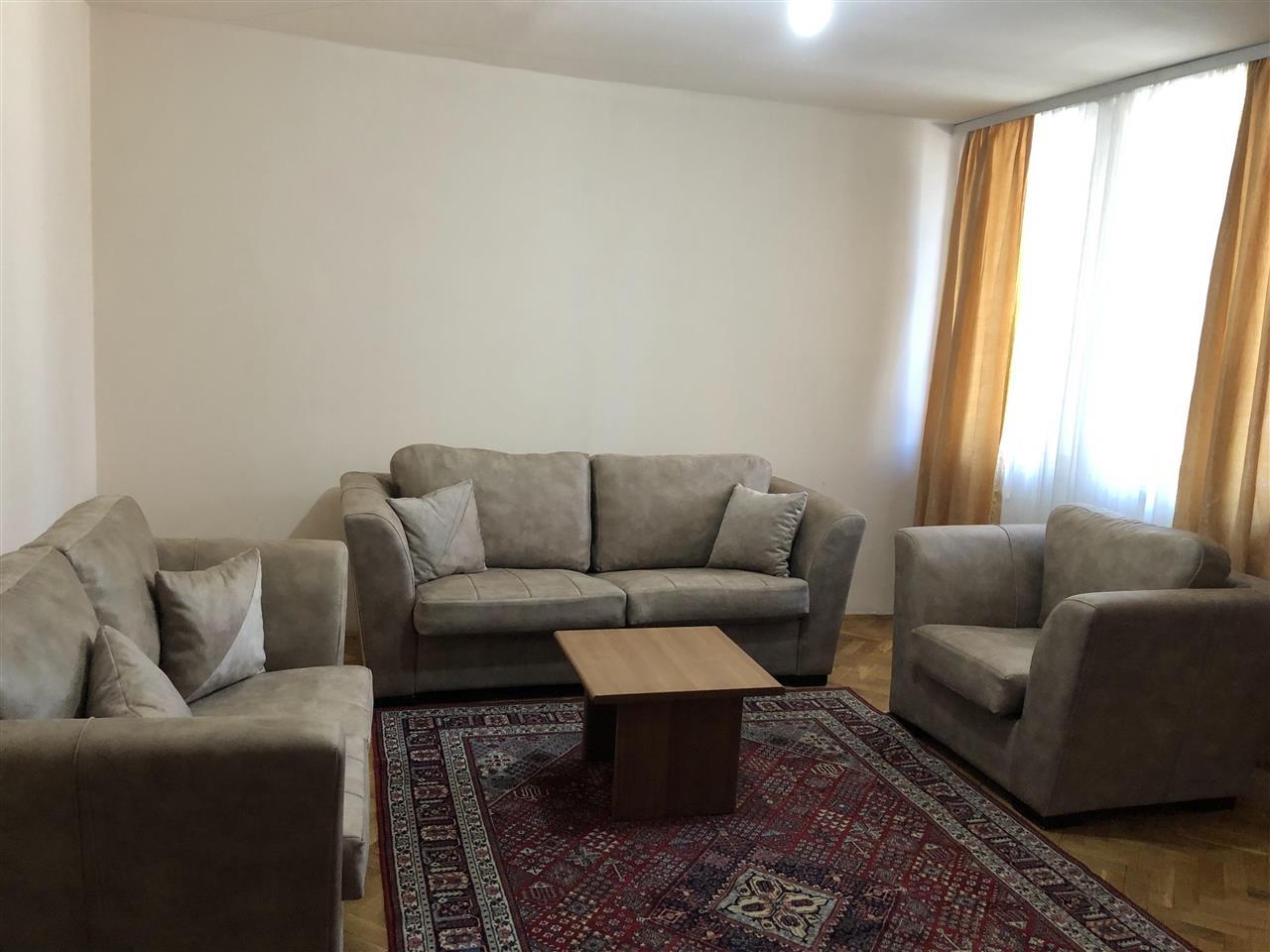 Apartamento para alugar 1+1 em dardani