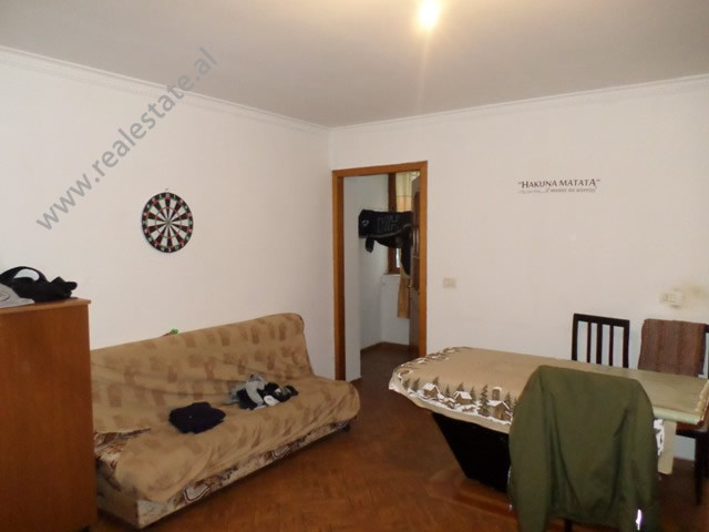 Apartamento de dois quartos à venda na rua myslym shyri, em Tirana, albânia