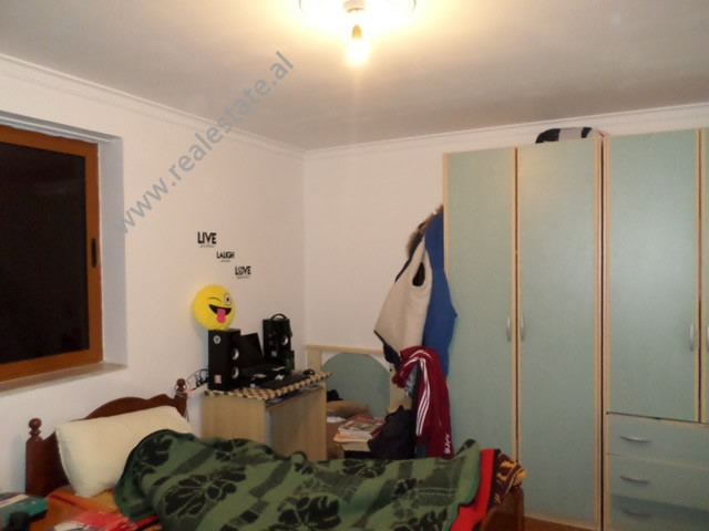 Apartamento de dois quartos à venda na rua myslym shyri, em Tirana, albânia