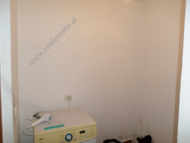 Apartamento de dois quartos à venda na rua myslym shyri, em Tirana, albânia