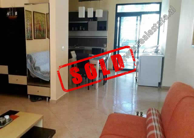 Appartement de deux chambres à vendre près de la plage à golem, albanie (gls-1118-1l)