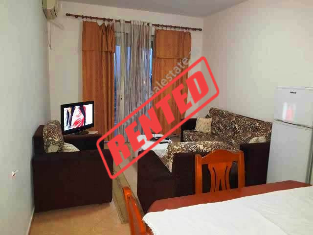 Appartement de deux chambres à louer dans la rue don bosko à Tirana, albanie (trr-1118-3d)