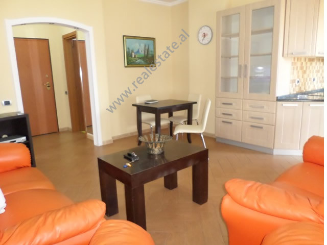 Three bedroom apartment for rent in kavaja street, Tirana, albania ( trr-1018-7d) (2)